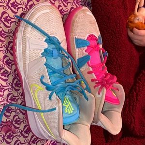 Kyrie 7s custom basketball shoes